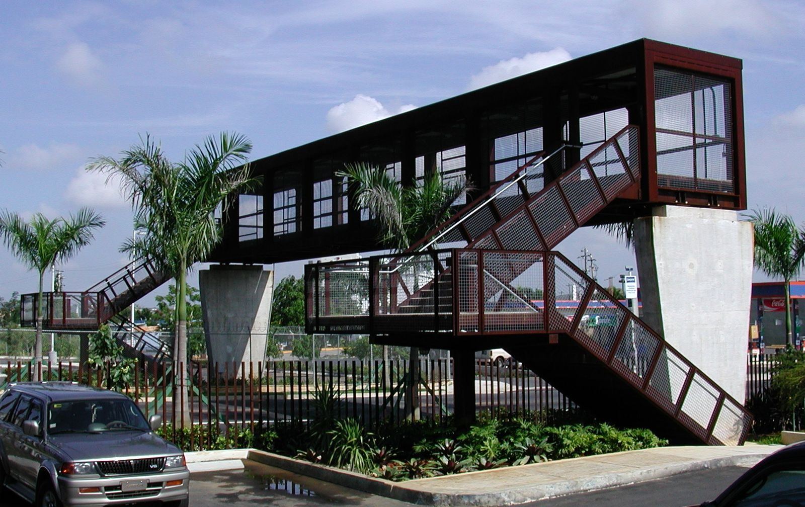 Puente Peatonal Coca-Cola